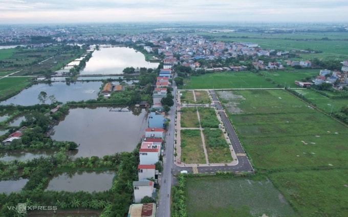 Một khu đất đấu giá tại xã Thanh Oai. Ảnh: Anh Tú