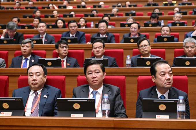 Hai Thứ trưởng Bộ Khoa học và Công nghệ Phạm Đức Long và Bùi Hoàng Phương tại Đại hội Đảng XIV (từ phải qua). Ảnh: TTXVN