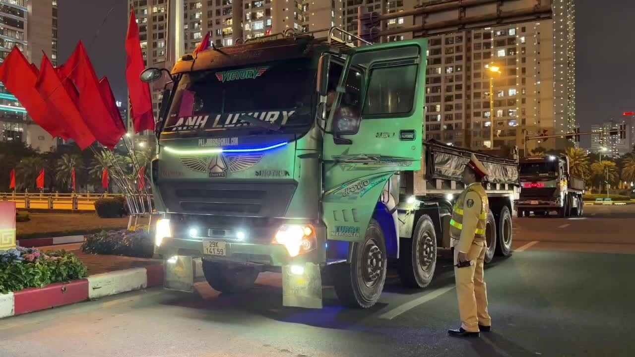 Mất ngủ vì nghe tiếng còi hơi độ từ xe tải