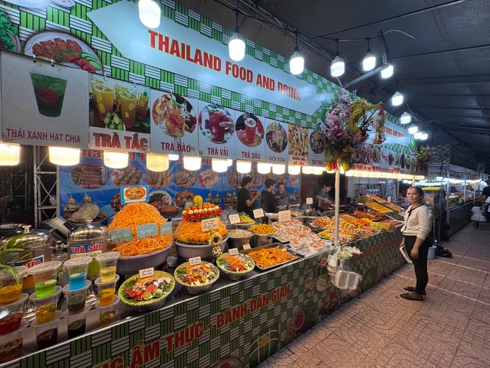 Tha hồ mua sắm tại chương trình kích cầu tiêu dùng phường Hạnh Thông , TP HCM - Ảnh 6.