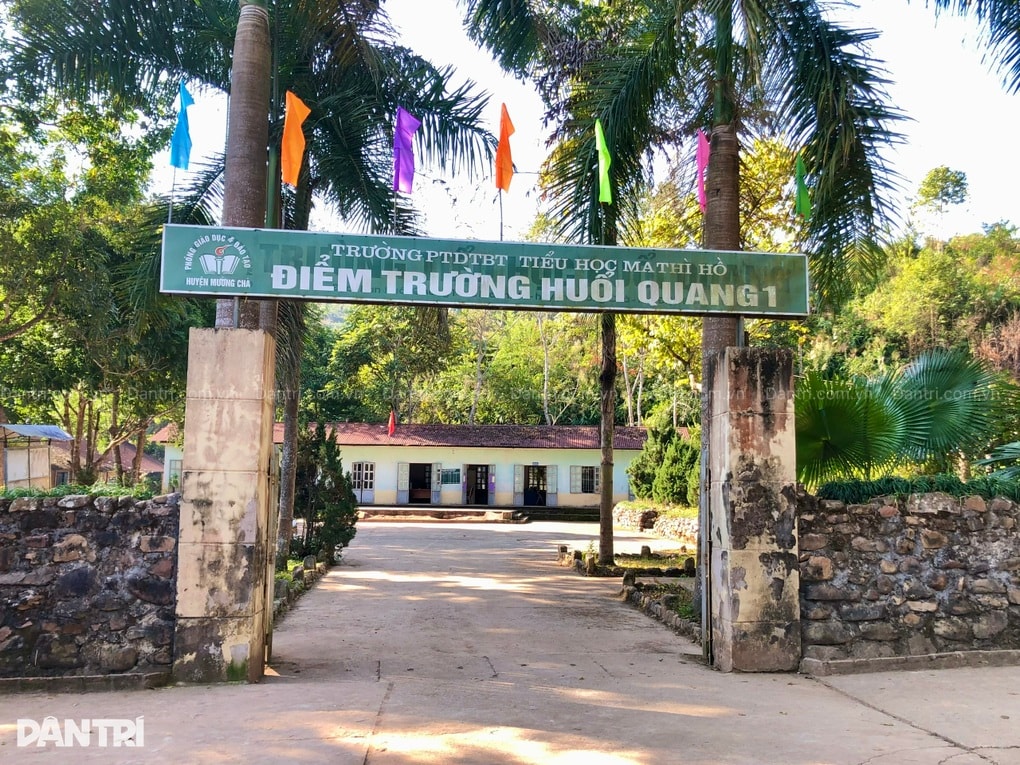 Học trò vùng cao Điện Biên: “Chúng con mong có lớp học mới!” - 5