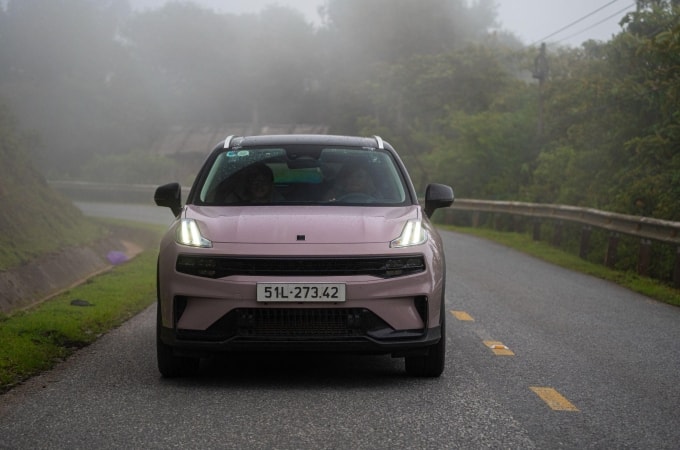 Chiếc Lynk & Co 06 trong Hành trình An tâm do Tasco Auto tổ chức. Ảnh: Lynk & Co