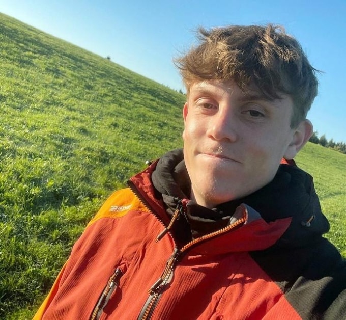 Axel ấn tượng trước sự thân thiện và ấm áp của sinh viên Duy Tân. Ảnh: Nhân vật cung cấp