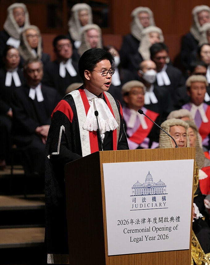 Chủ tịch Đoàn luật sư Hồng Kông phát biểu trong khuôn khổ Lễ khai mạc Năm Pháp lý Hồng Kông.