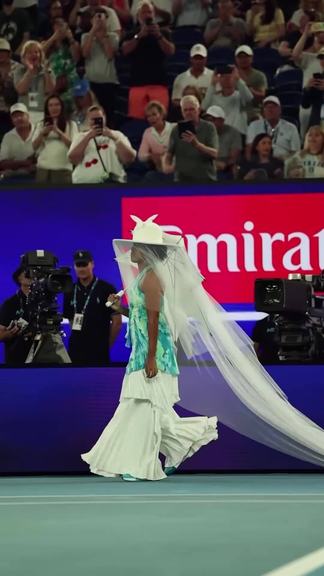 Naomi Osaka diện đồ độc lạ ở Australia Mở rộng 2026