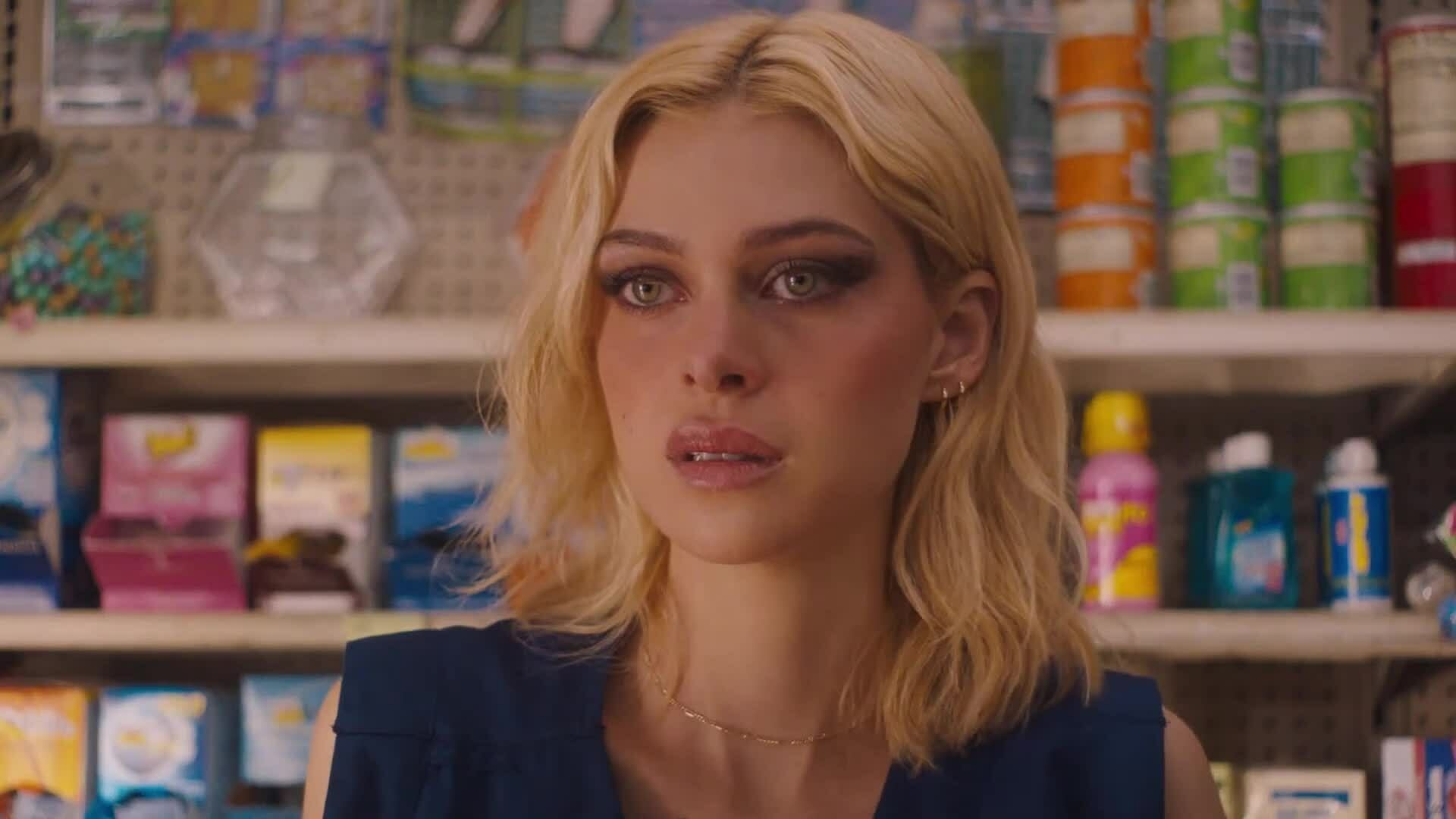 Trích đoạn phim 'Lola' của Nicola Peltz