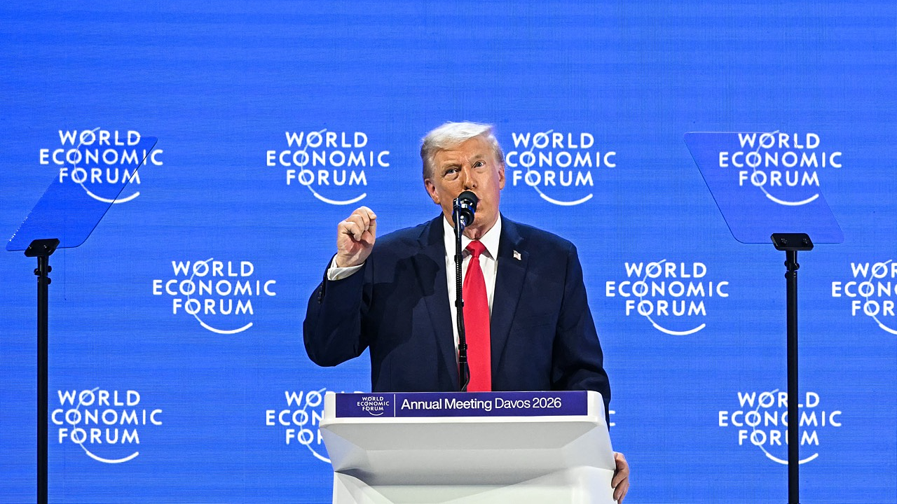 Tổng thống Trump nhiều lần nhầm lẫn Greenland thành Iceland