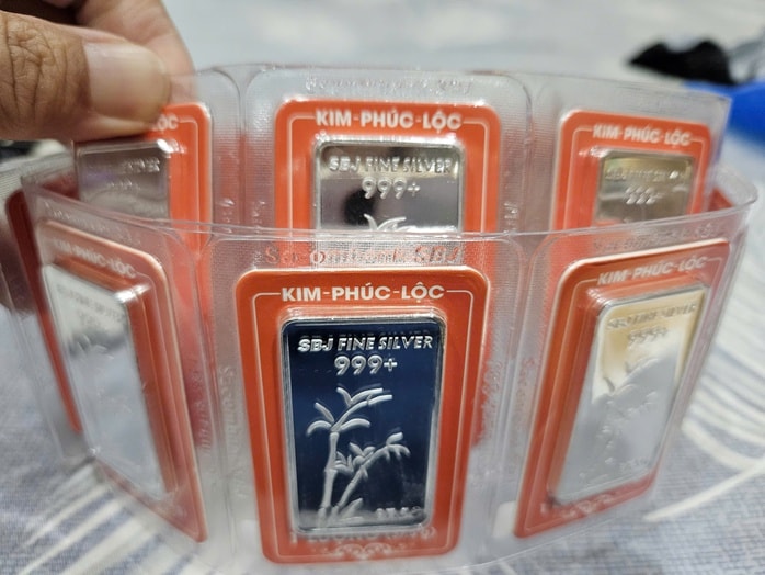 Giá bạc hôm nay 22 - 1 giảm mạnh: Cập nhật nhanh chóng và chính xác - Ảnh 2.