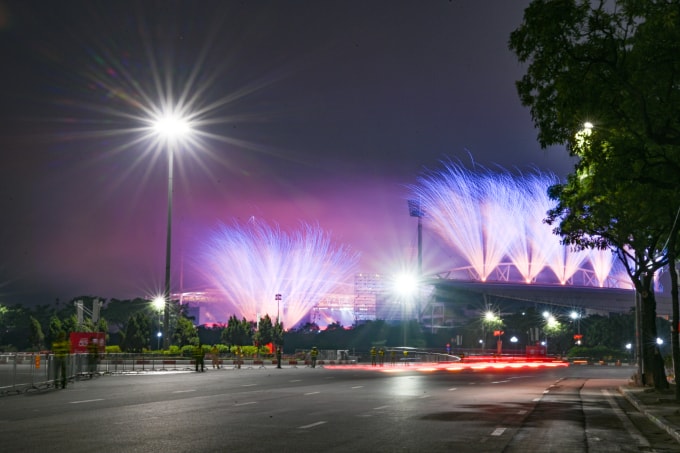 Điểm quan sát trên mặt phố Lê Quang Đạo. Ảnh: BTC