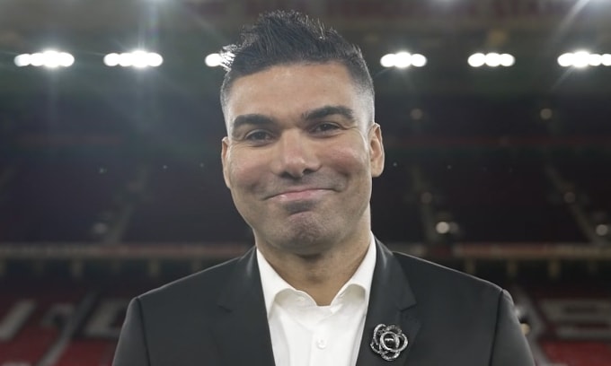 Casemiro trong thông báo chia tay Man Utd trên sân Old Trafford, thành phố Manchester, Vương quốc Anh. Ảnh: chụp màn hình