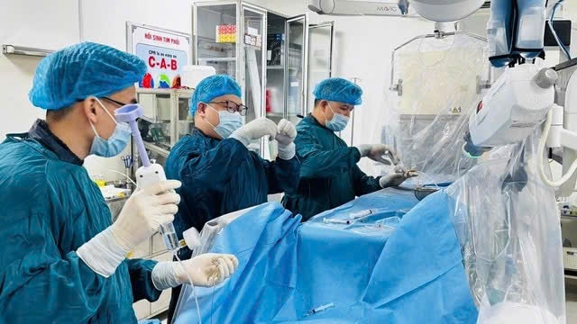 Người trẻ bị đột quỵ ngày càng nhiều và cảnh báo của bác sĩ- Ảnh 2.