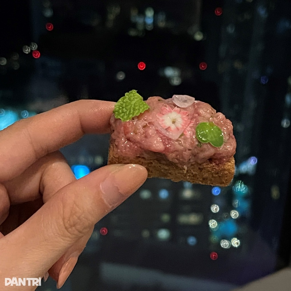 Ăn thịt bò sống ở Czech, khách Việt nghiện luôn sau 1 lần nếm thử - 2 Ăn thịt bò sống ở Czech, khách Việt nghiện luôn sau 1 lần nếm thử - 2