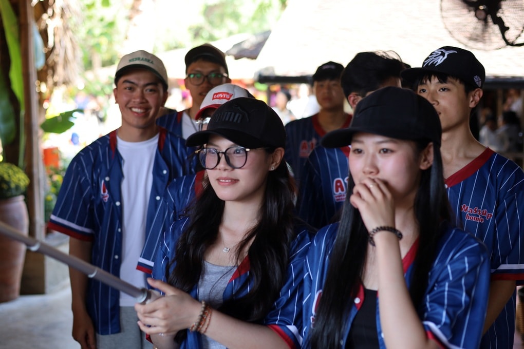 Những con số ấn tượng của du lịch Khánh Hòa sau 20 năm - 1