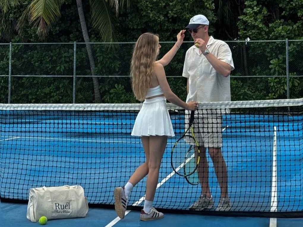 Tôi mất ăn mất ngủ vì vợ vẫn chơi chung đội cầu lông với tình cũ - 1