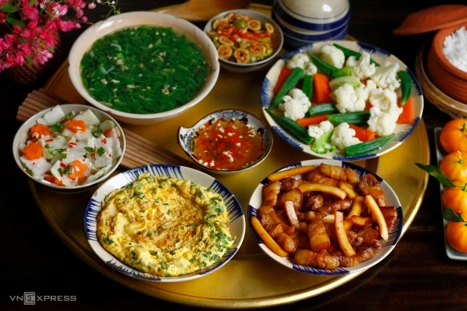 Chế độ ăn giàu dưỡng chất hỗ trợ bảo vệ phổi trong mùa đông. Ảnh: Bùi Thủy