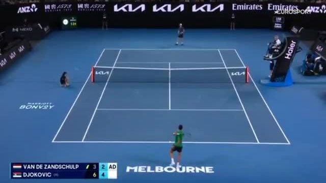 Djokovic suýt bị truất quyền thi đấu ở Australia Mở rộng 2026