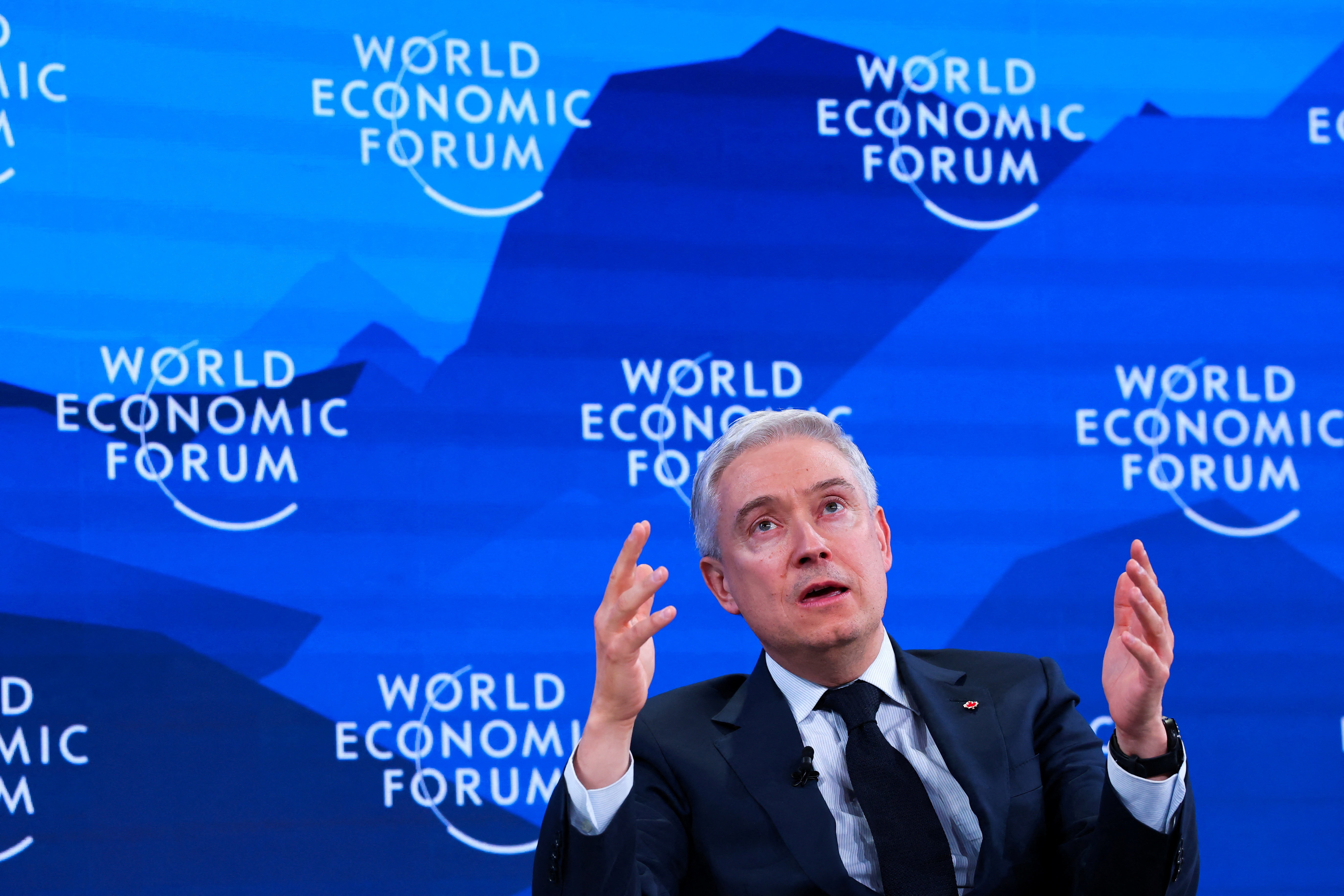 Bộ trưởng Tài chính Canada Francois-Philippe Champagne tham dự một phiên họp trong khuôn khổ Diễn đàn Kinh tế Thế giới (WEF) (Ảnh: Reuters/Denis Balibouse)