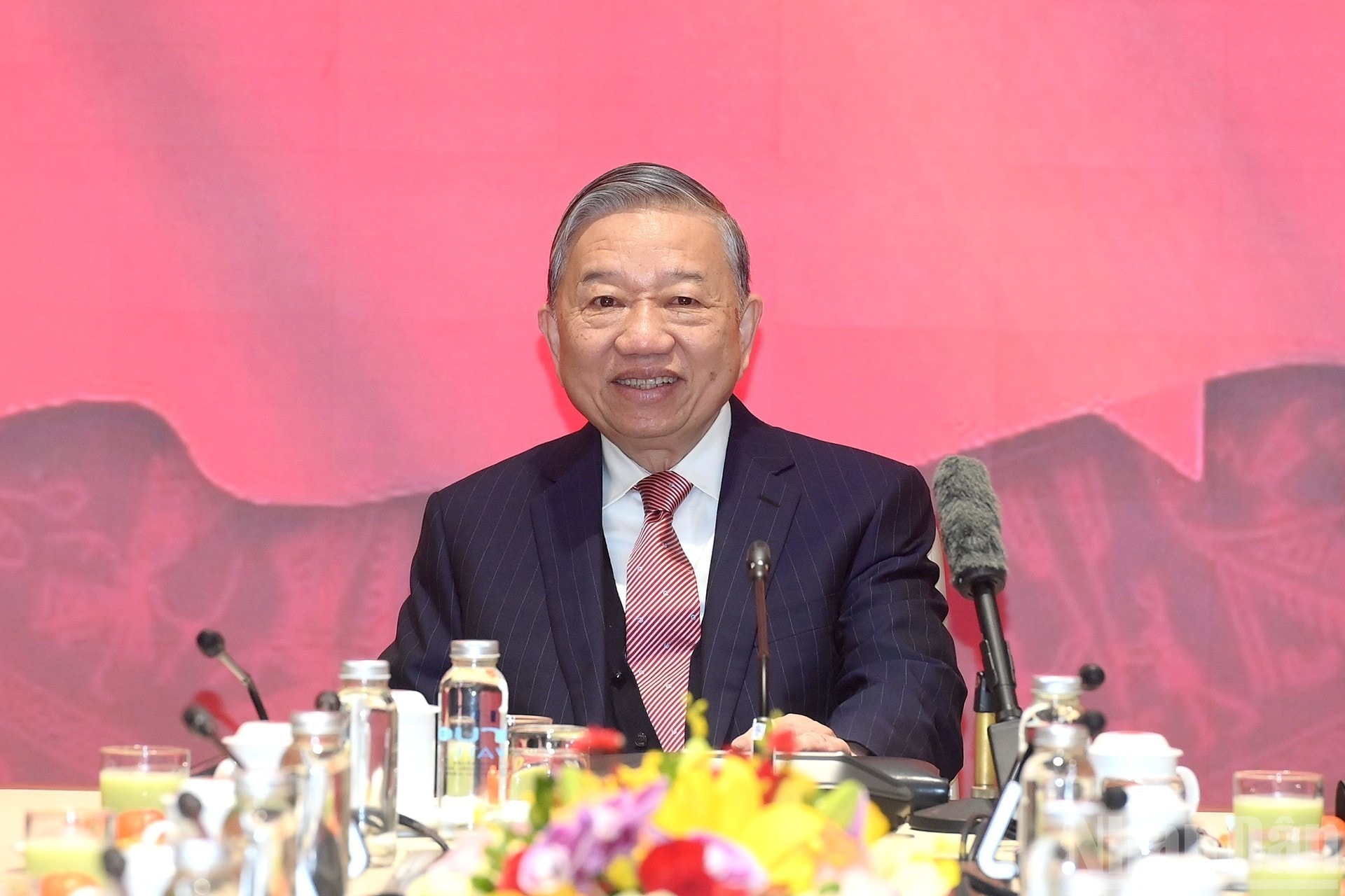 Tổng Bí thư Tô Lâm chủ trì cuộc làm việc với các Đại sứ, Trưởng cơ quan đại diện Việt Nam tại nước ngoài tham dự Đại hội XIV của Đảng.