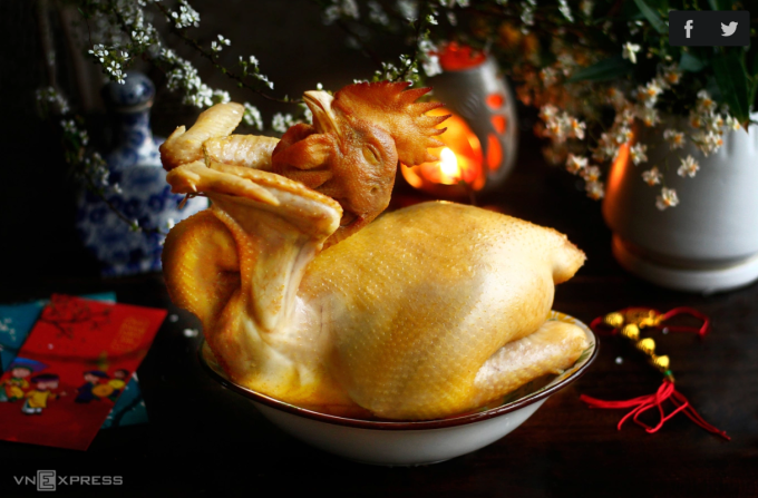 Phao câu là phần đuôi con gà, chứa nhiều vi khuẩn, không nên ăn nhiều. Ảnh: Bùi Thủy