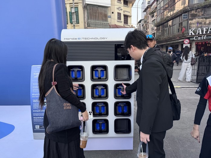 Các "ông lớn" đua nhau làm xe máy điện - Ảnh 1.