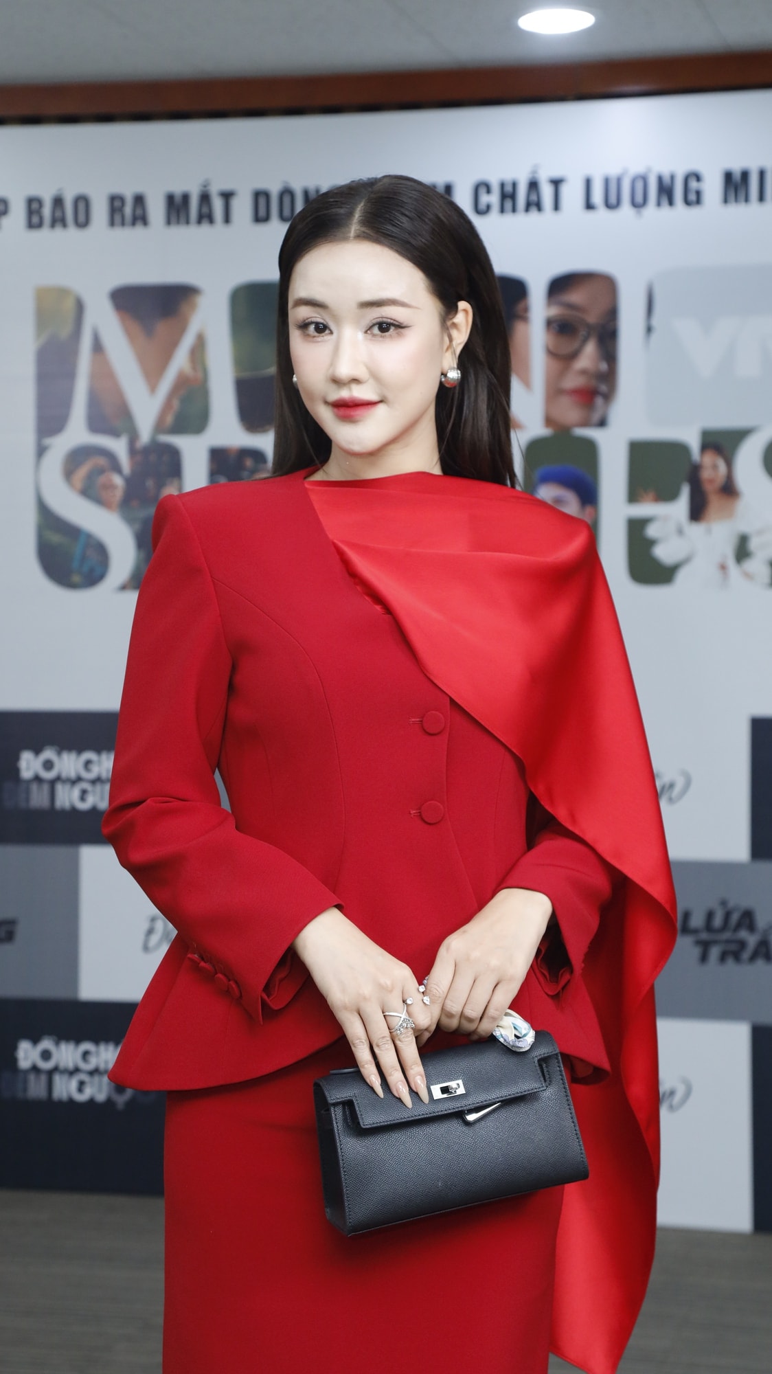 'Tứ đại mỹ nhân' trong phim góc khuất đời sống hoa hậu sắp lên sóng VTV là những ai?- Ảnh 8.