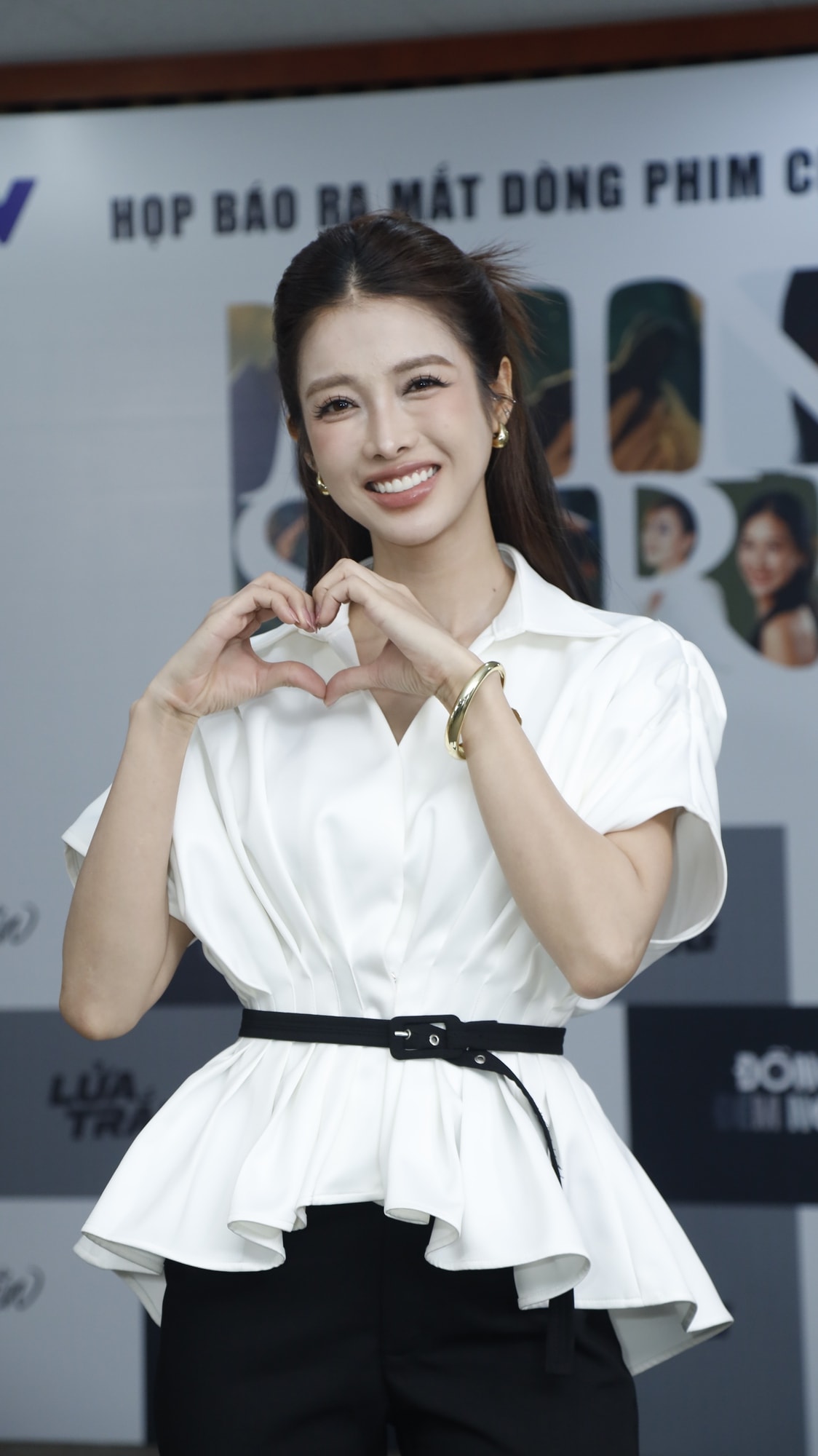 'Tứ đại mỹ nhân' trong phim góc khuất đời sống hoa hậu sắp lên sóng VTV là những ai?- Ảnh 4.