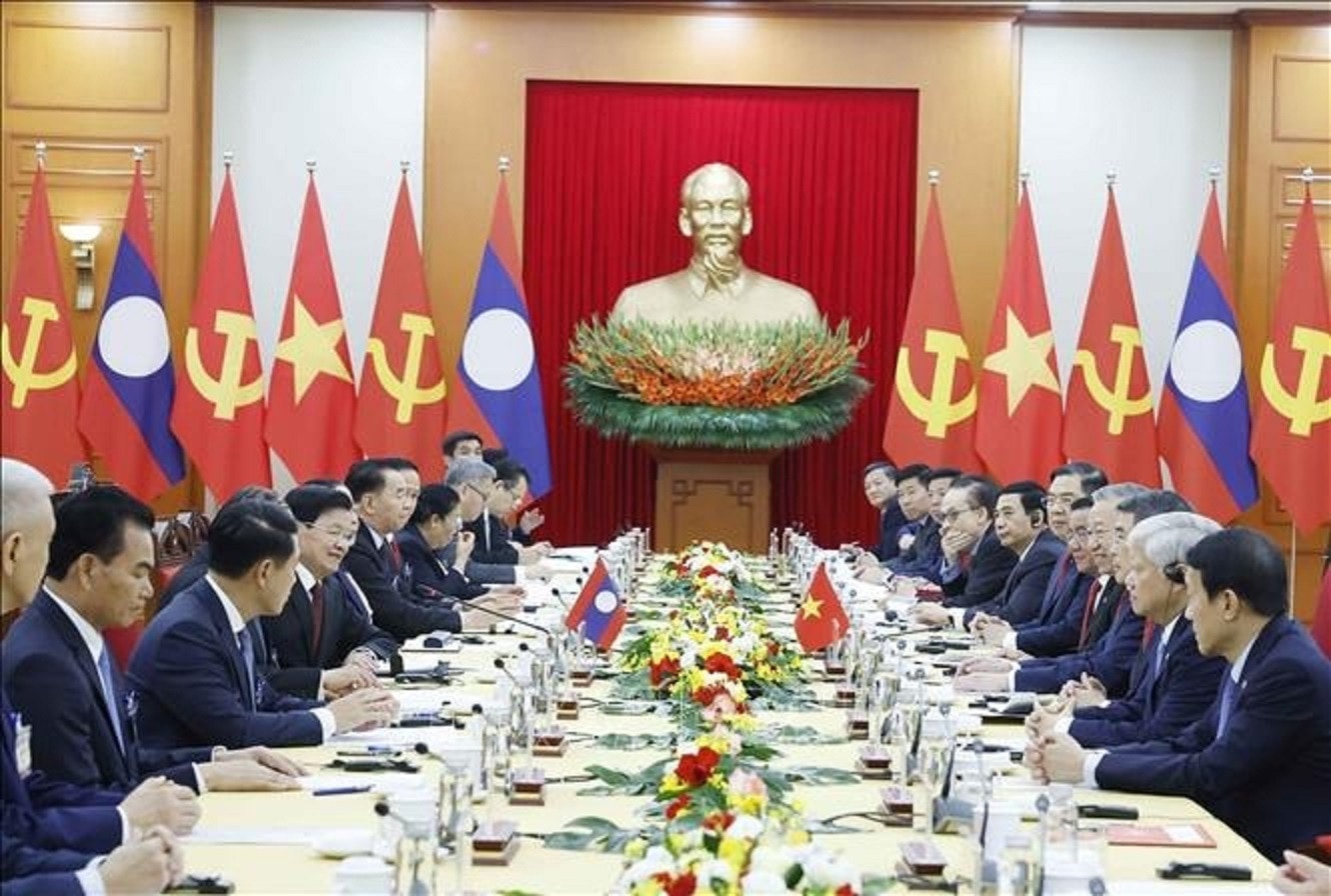 Cuộc hội đàm giữa Tổng Bí thư Tô Lâm và đoàn cấp cao Việt Nam với Tổng Bí thư, Chủ tịch nước Lào Thongloun Sisoulith và đoàn cấp cao Lào. (Ảnh: Thống Nhất/TTXVN)