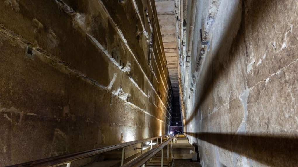 Bên trong Kim Tự Tháp: Vì sao trải nghiệm khiến nhiều du khách thất vọng? - 3