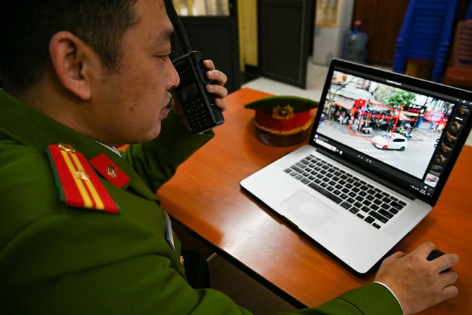 Các vi phạm được trung tâm chỉ huy báo ngay về công an cơ sở để xử lý. Ảnh: Công an Hà Nội