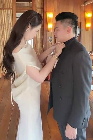 Hậu trường Đỗ Thị Hà cùng chồng chuẩn bị dự đám cưới Phương Nhi