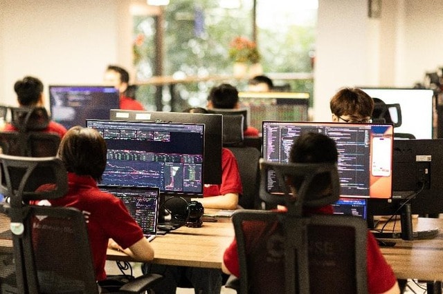 VN-Index rung lắc trước áp lực chốt lời, ngân hàng, dầu khí vẫn "sáng cửa"- Ảnh 2.