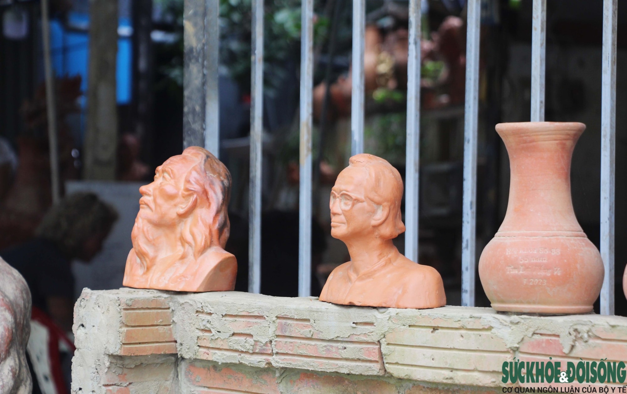 Làng gốm 500 năm tuổi tất bật vào mùa làm linh vật ngựa- Ảnh 10. Làng gốm 500 năm tuổi tất bật vào mùa làm linh vật ngựa- Ảnh 10.