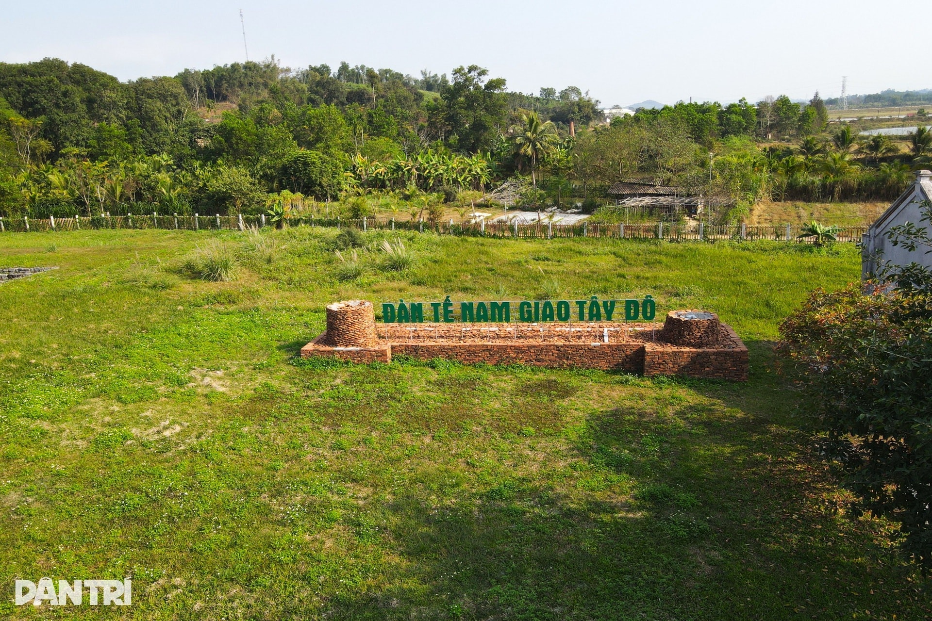 Cận cảnh đàn tế hơn 620 năm tại di sản bằng đá độc nhất vô nhị ở Việt Nam - 2