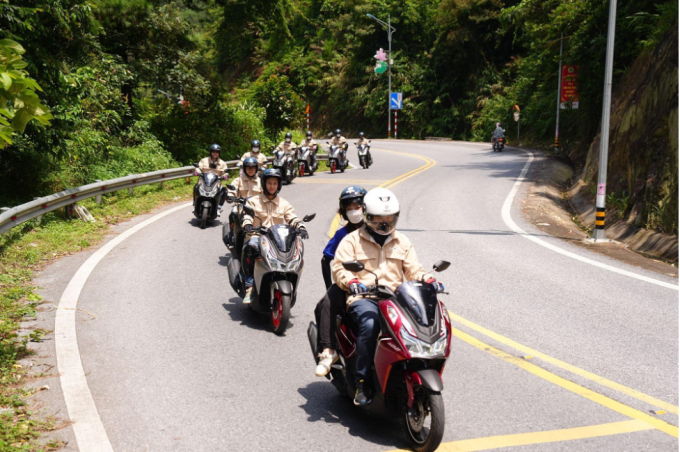 Yamaha LEXi mang phong cách maxi-scooter vận hành đường dài. Ảnh: Yamaha