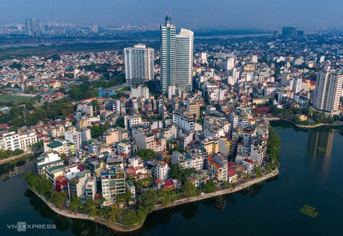 Một góc Hà Nội nhìn từ khu vực hồ Trúc Bạch. Ảnh:Giang Huy