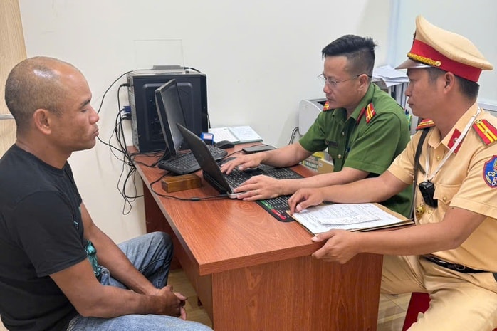 Lâm Đồng: Tạm giữ người nhậu xong lái xe lòng vòng, bấm còi inh ỏi khắp phố - Ảnh 2.