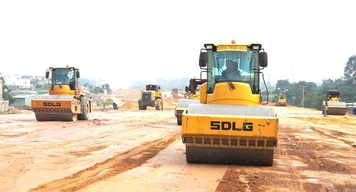 Thi công sân bay Long Thành và cao tốc biên hòa - Vũng Tàu xuyên Tết 2026 - Ảnh 8.