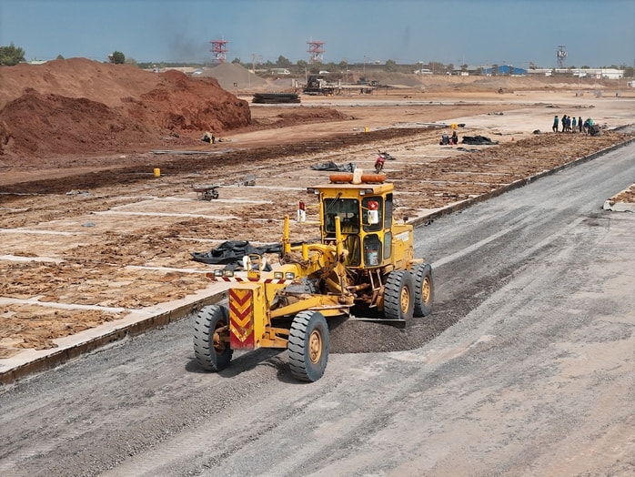 Thi công sân bay Long Thành và cao tốc biên hòa - Vũng Tàu xuyên Tết 2026 - Ảnh 1.
