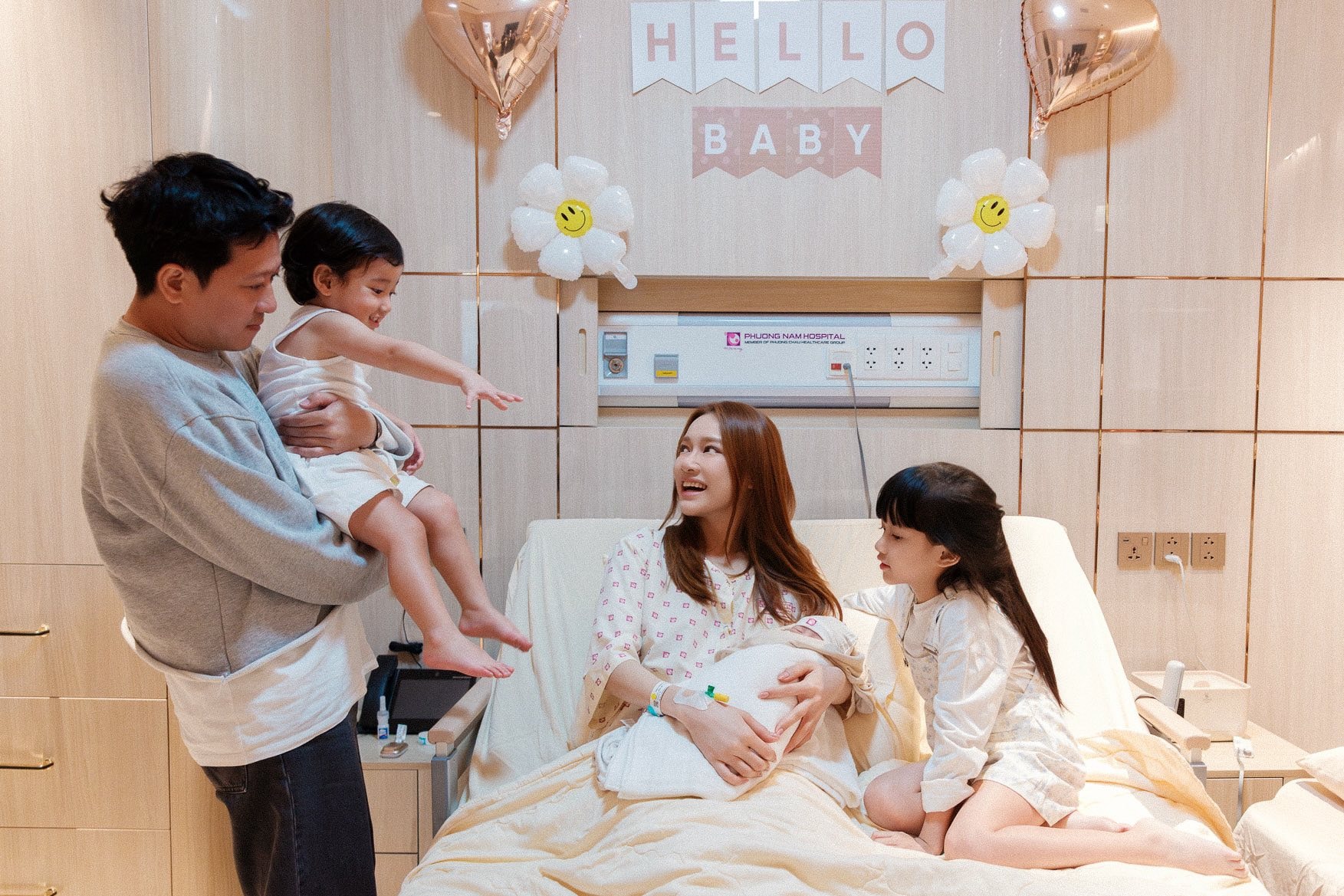 Nhã Phương sau 8 năm kết hôn với Trường Giang: Ứng xử khéo léo, được chồng biết ơn- Ảnh 2.