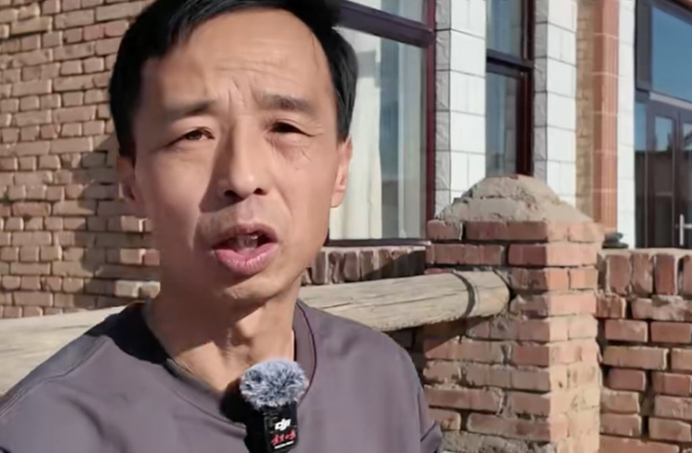 Trung Quốc: Tranh nhau mua con cừu biết giả chết khi gặp người lạ - 2 Trung Quốc: Tranh nhau mua con cừu biết giả chết khi gặp người lạ - 2