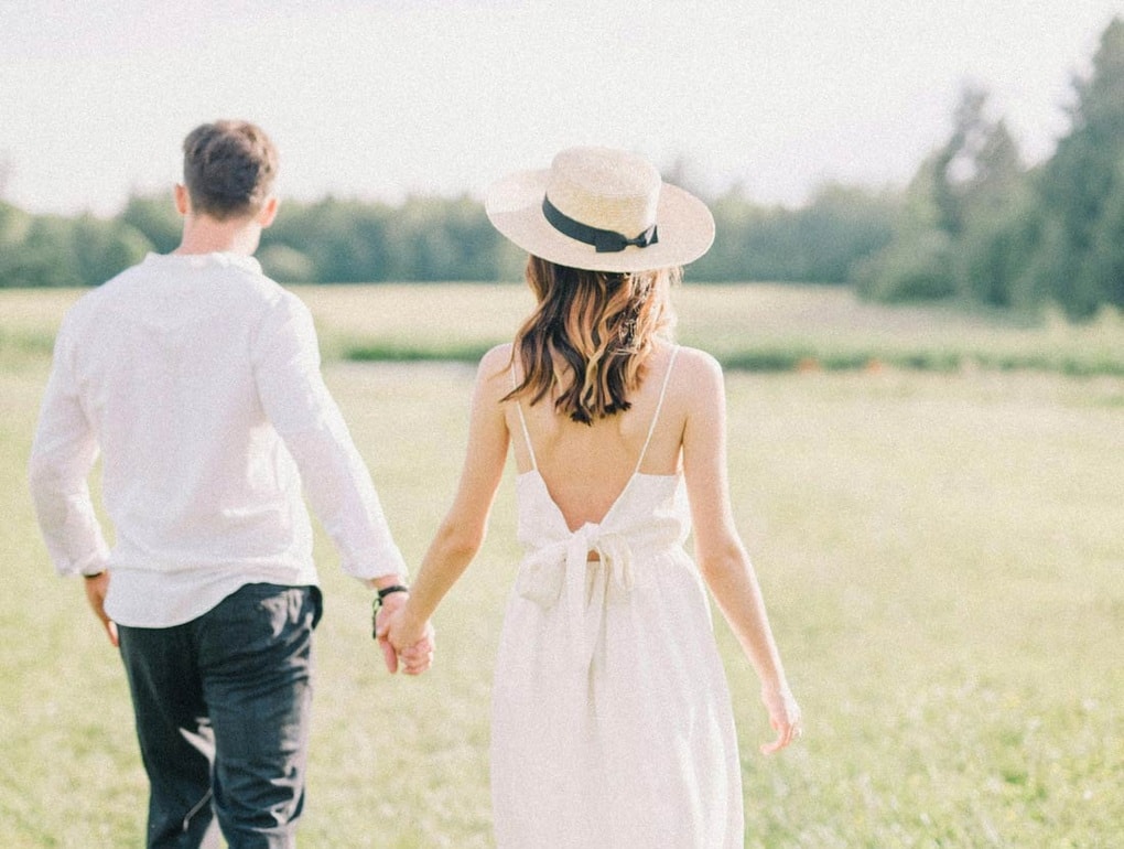 Sốc khi người yêu của bố bằng tuổi con gái - 1