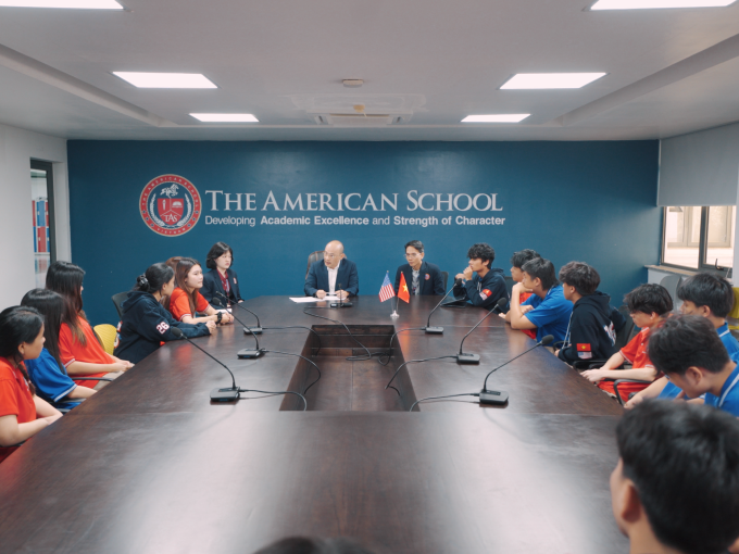 Học sinh TAS bày tỏ ý kiến và chủ động triển khai các sáng kiến học tập. Ảnh: TAS