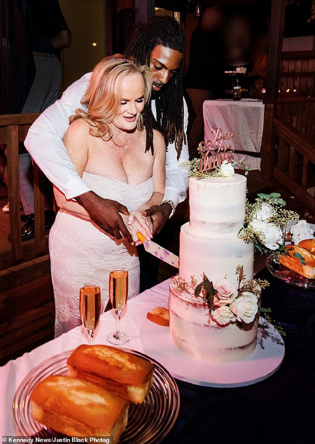 Bà cô 54 tuổi lấy trai trẻ kém 21 tuổi, sau đám cưới cái kết bất ngờ - Ảnh 3.