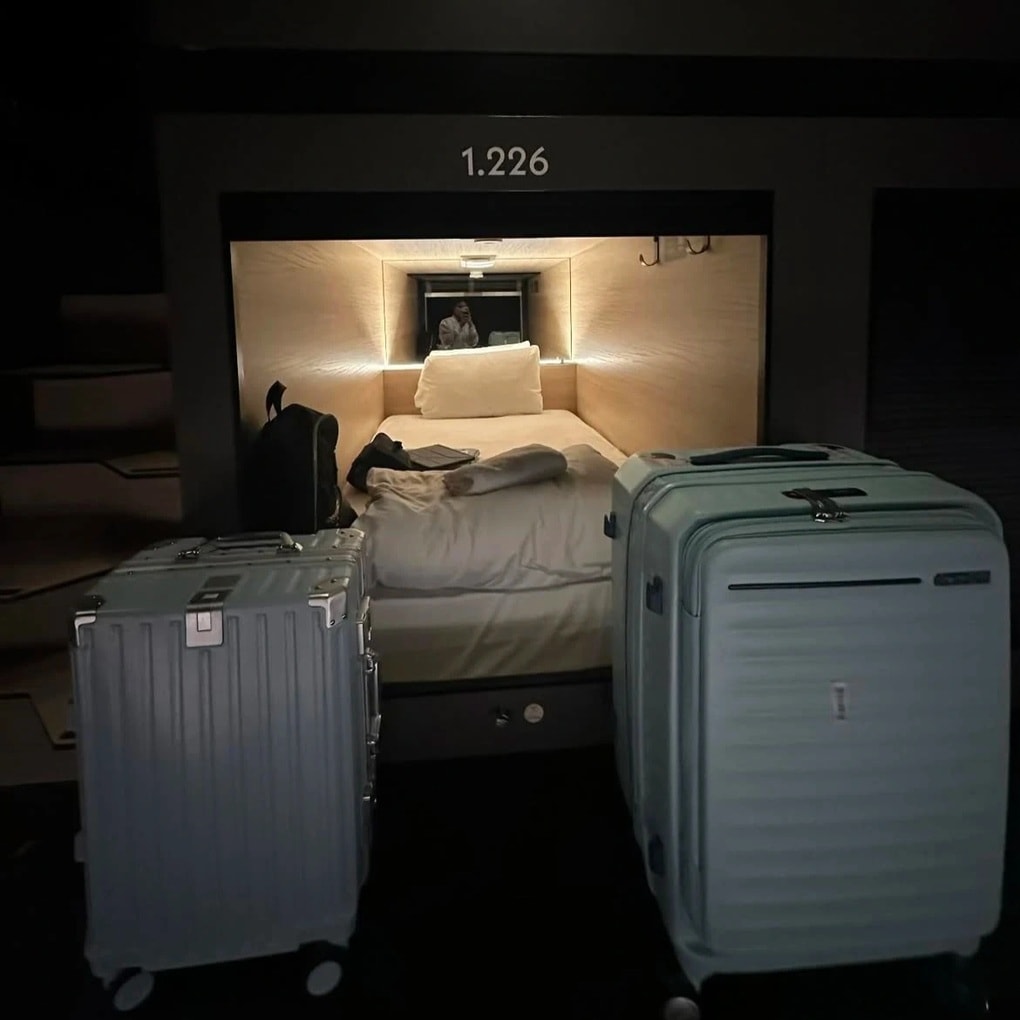 Khách Việt chi 1,3 triệu đồng thuê phòng khách sạn bé như quan tài - 1
