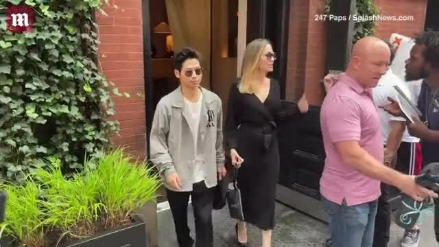 Angelina Jolie và con trai Pax Thiên tại New York