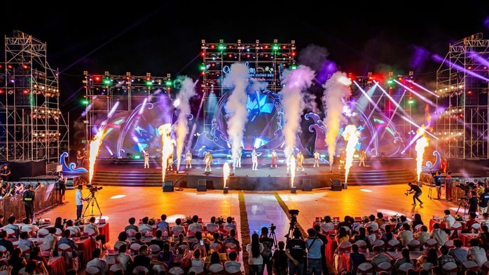 Quy Nhơn, Pleiku rộn ràng các hoạt động đón Xuân Bính Ngọ - Ảnh 1. Quy Nhơn, Pleiku rộn ràng các hoạt động đón Xuân Bính Ngọ - Ảnh 1.