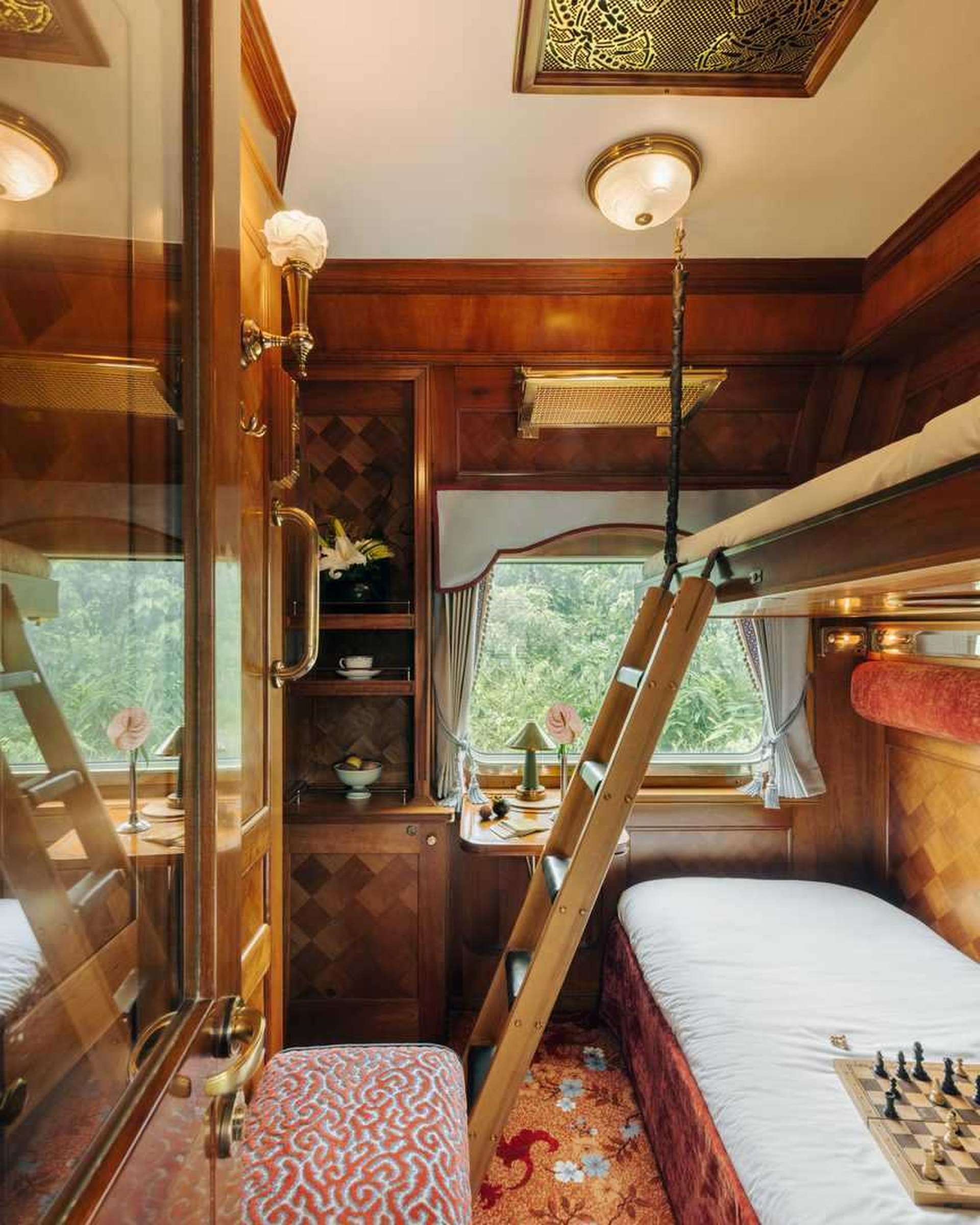 Trên chuyến tàu xa xỉ bậc nhất Đông Nam Á, giá vé hàng trăm triệu - 5