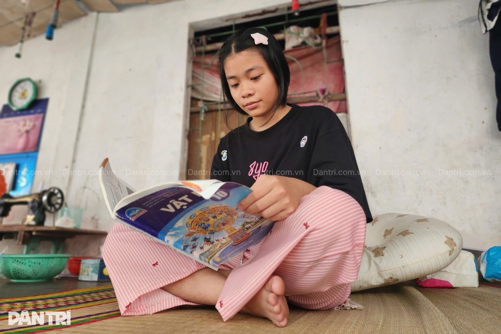 Vợ mất, chồng chấn thương sọ não,  2 con thơ lo thiếu ăn, thất học - 4