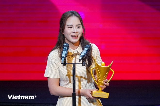 Cúp Chiến thắng 2025: Trịnh Thu Vinh lập kỷ lục, thầy Kim và Đình Bắc ghi dấu ấn- Ảnh 2.