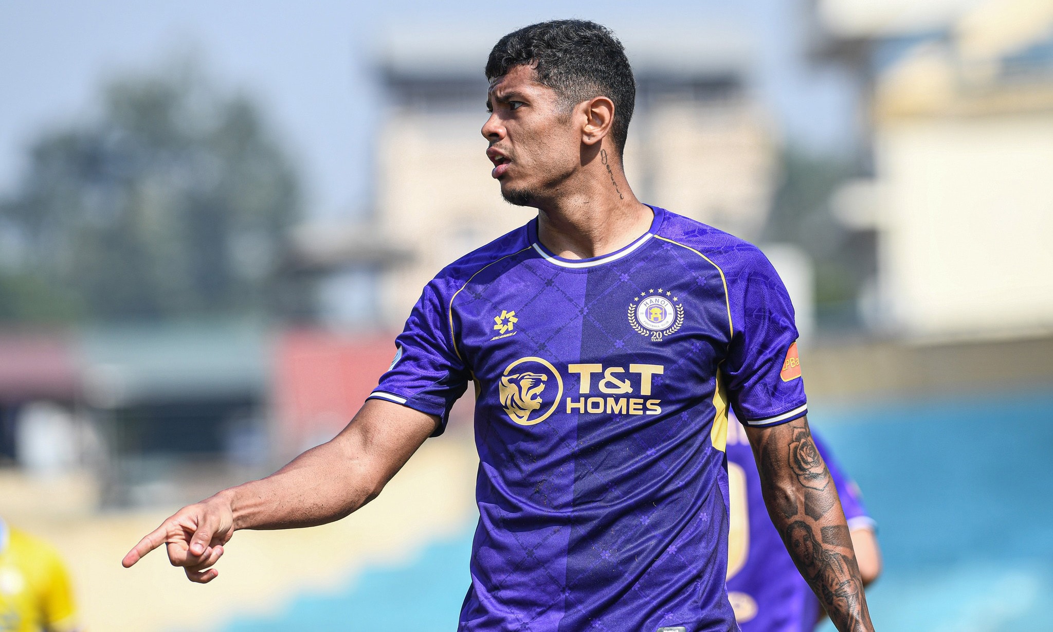 Hà Nội FC đứng thứ 7 trên bảng xếp hạng trước vòng 12.